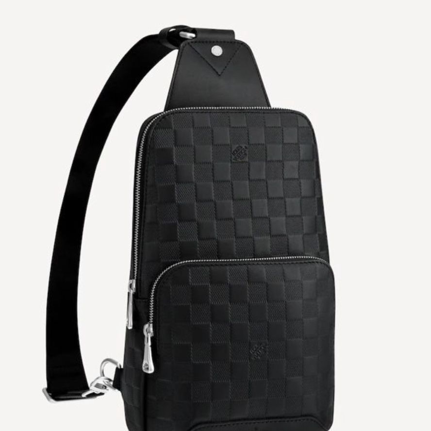 Louis Vuitton Discontinued Bag/Backpack for Sale in Honolulu, HI - OfferUp