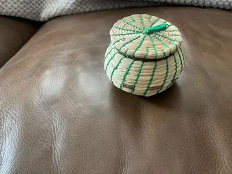 BASKET W/LID