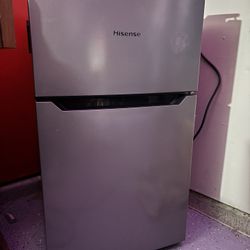 Hisense Mini Fridge 