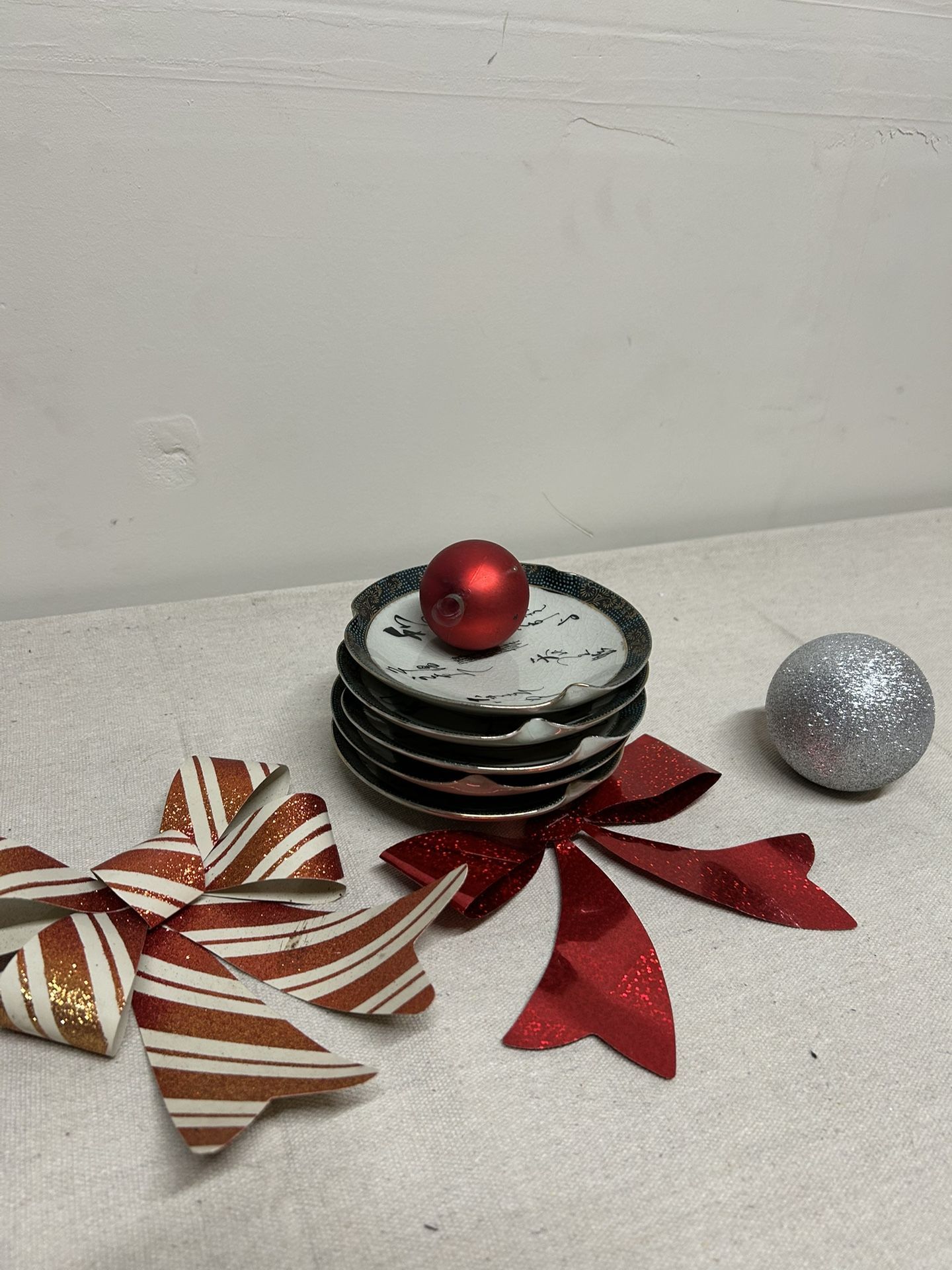 5 Small Dessert Plates