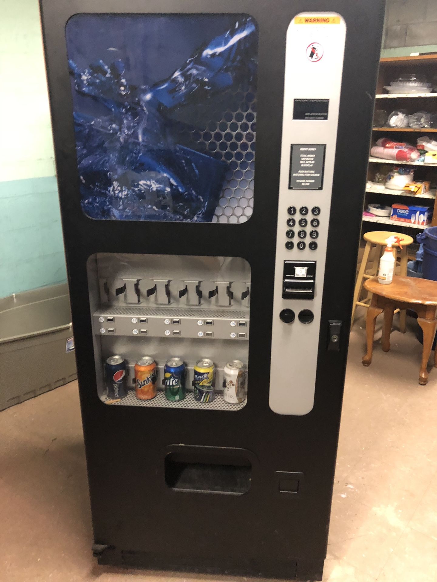 Vending machine (soft drinks)