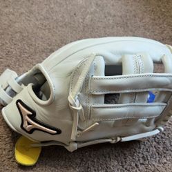 Brand New Baseball Glove 