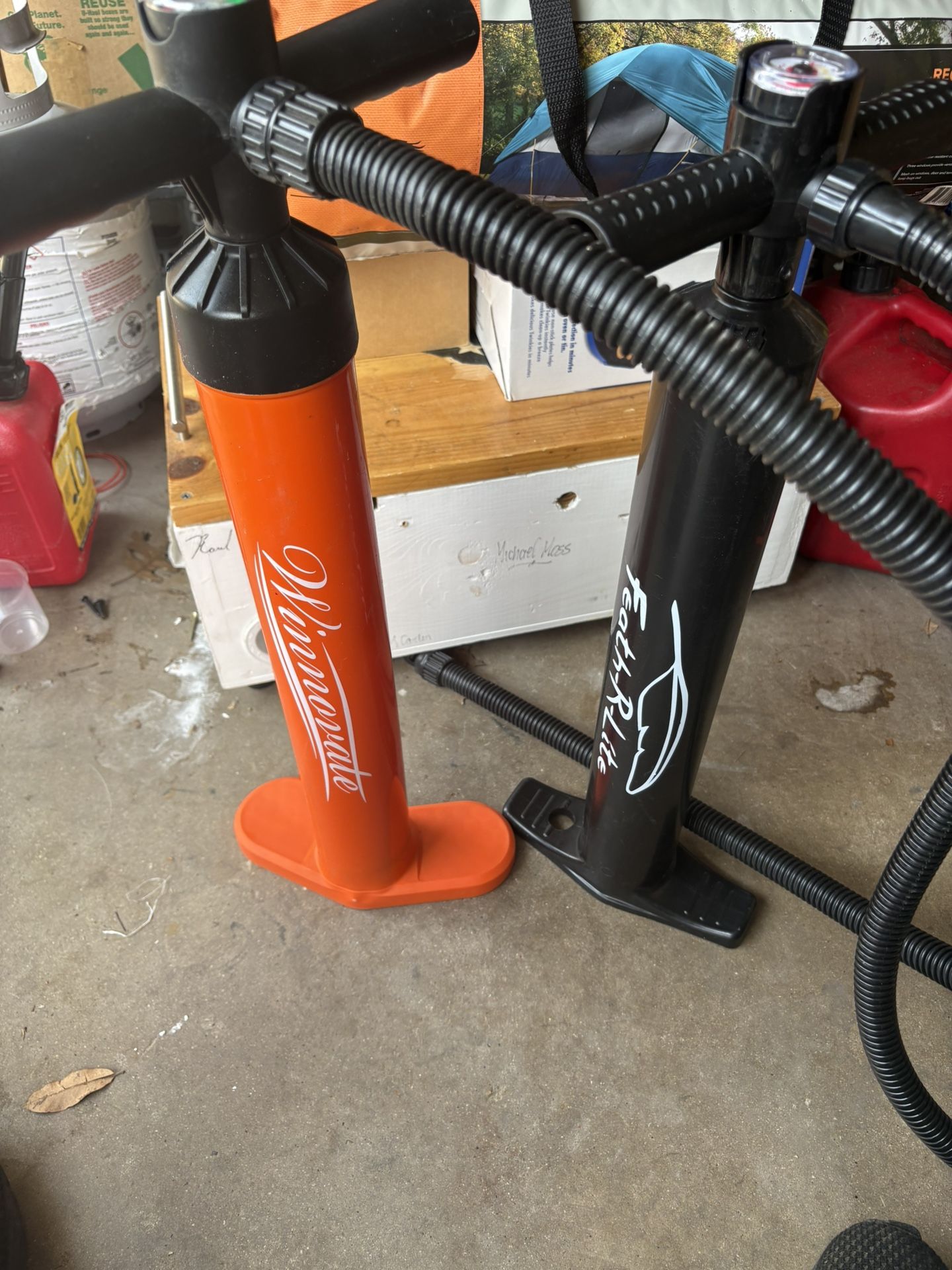 Canoes Pump