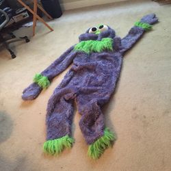 Costume