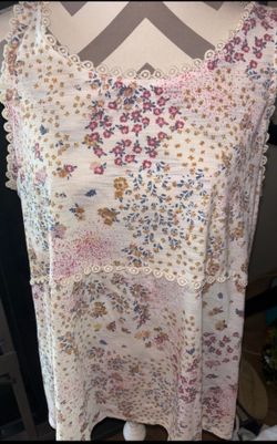 Ladies LC Lauren Conrad xxl floral short sleeve top