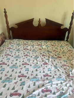 Cherrywood queen size bed pick up Long Beach  (contact info removed)