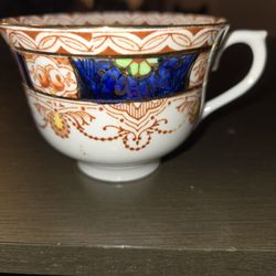 Colclough Bone China Teacup - Made in Longton, England - NO CHIPS 