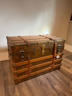 Antique Vintage Steamer Trunk w/ Original Tray – Wood, Leather & Metal