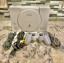 PlayStation Ps1 Like New In Perfect Condition **includes One Game**