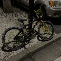 24 inch socal tryna trade for a (ebike)