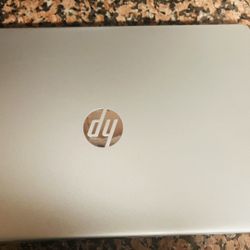 HP 15.6" Laptop - Intel Core i3 - Windows 11- Excellent Condition + Charger