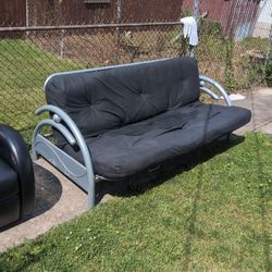 Black Futon