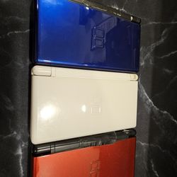 Nintendo DS lot Repair Parts/ Working But Damaged