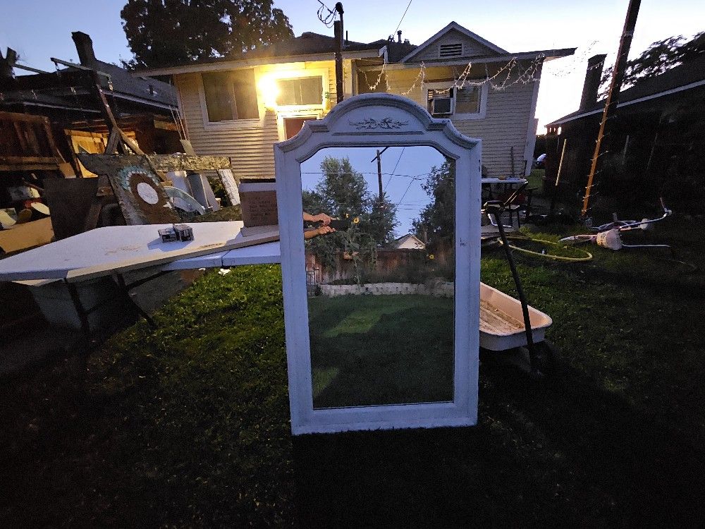 Big MIRROR