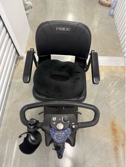 Mobility Scooter / Electric Wheelchair / GoGo Scooter