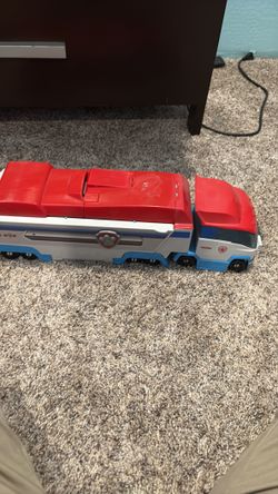 A big rv from paw patrol