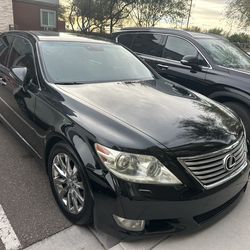 2010 Lexus LS 460