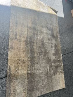 8’ X 5’ Area Rug