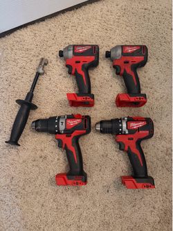 Milwaukee hammer drill impact M18