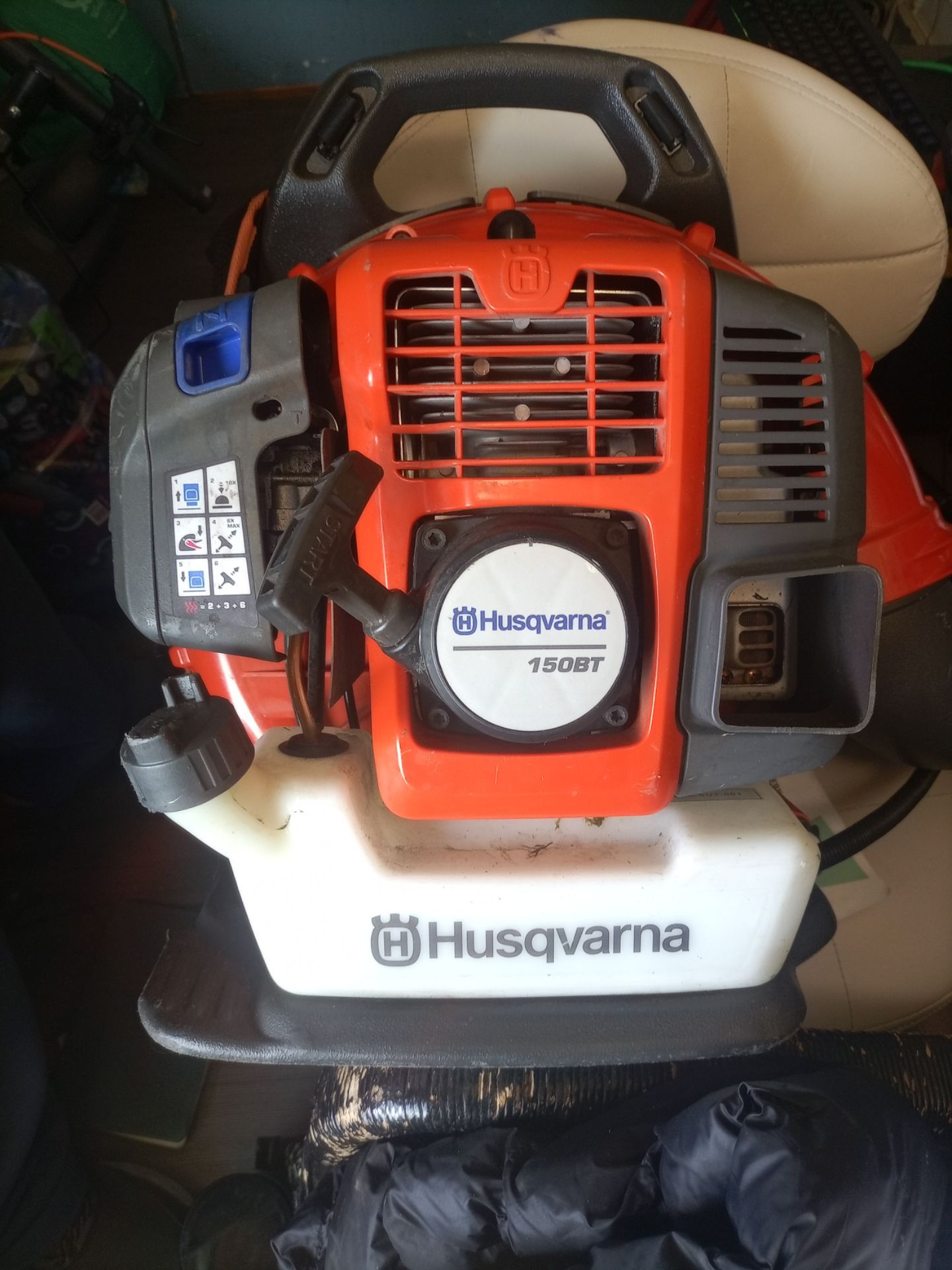Husqvarna 150BT Blower