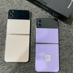 Samsung Galaxy Z flip 4 5G Unlocked 