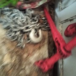 cadena y herramienta para amarrar máquinas de construcción 