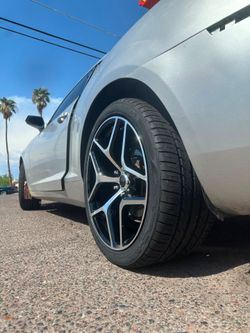 20x9 & 20x10 Iroc Staggered Rines y Llantas 245/45/20 Front & 285/35/20 Rear
