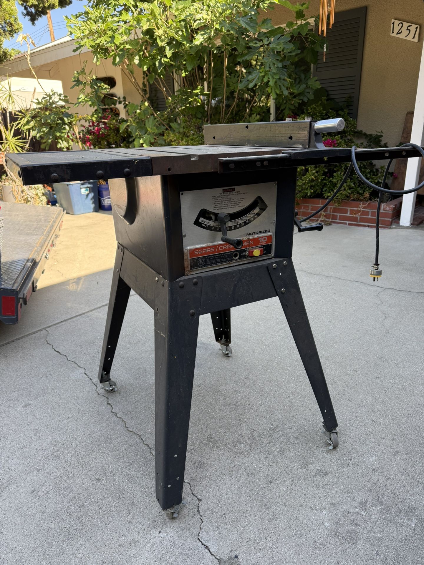 Craftsman 10” Table Saw