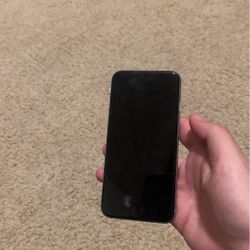 Locked Iphone 6 great condition 