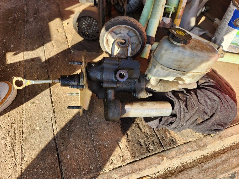 2003 Gmc Or Chevy Brake Booster