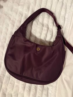 Lululemon shoulder bag 4L