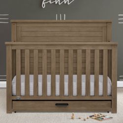 6 In 1 Crib (grow With Me Bed)