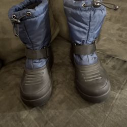 Boys Snow Boots Size 3