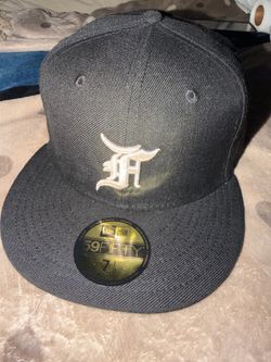 Brand new fear god at size 7 1/2 fitted new era gold F logo