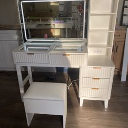 Vanity Desk with Mirror and Lights, Makeup Table with 5 Drawers and Storage Shelves