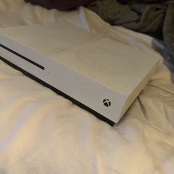 Xbox One S