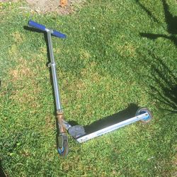 Razor Scooter With Led Light Up Wheels