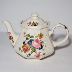 Sadler Floral Teapot Vintage 