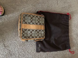 Vintage coach bag with pouch