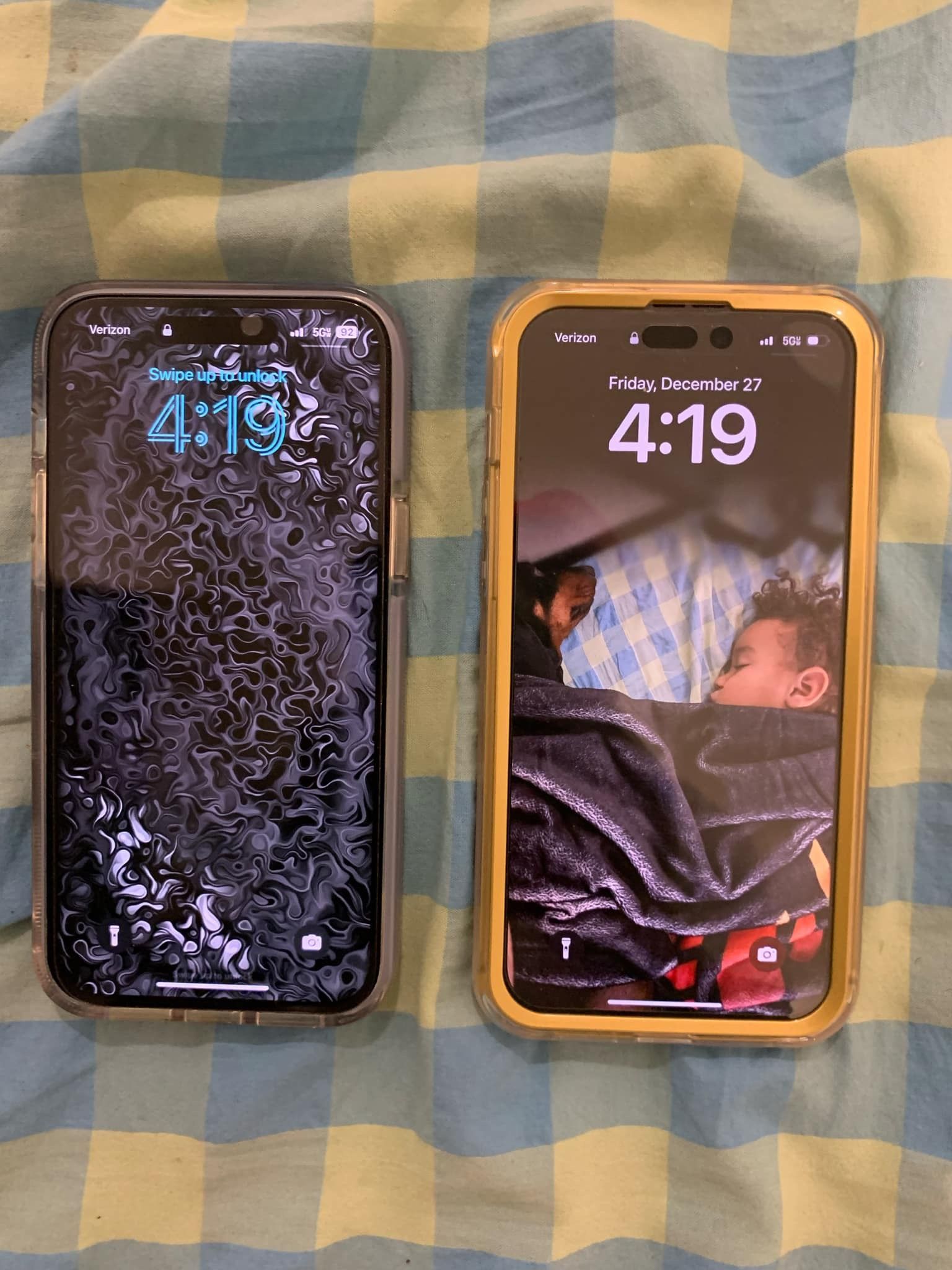 Two iPhone 15 Plus