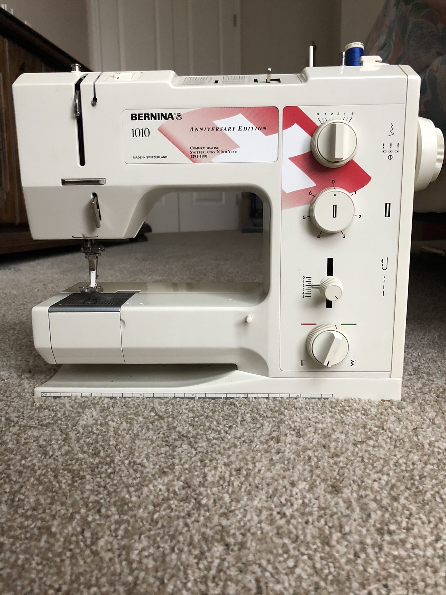 Bernina 1010 Anniversary Edition Sewing Machine