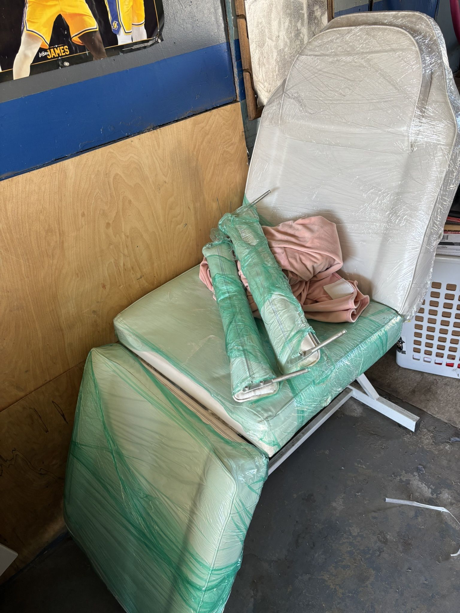 Eyelash Or Tattoo Chair