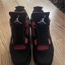 Jordan 4 Size 12 (Red Thunders)