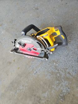 Dewalt skill saw