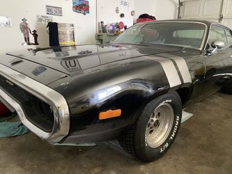 1972 Satellite 383 Engine..