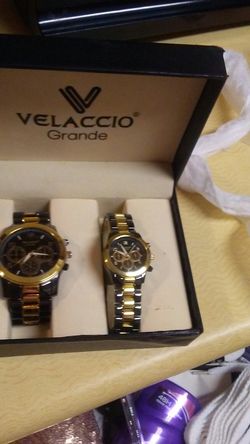 Vellaccio grande 2025 watch gold