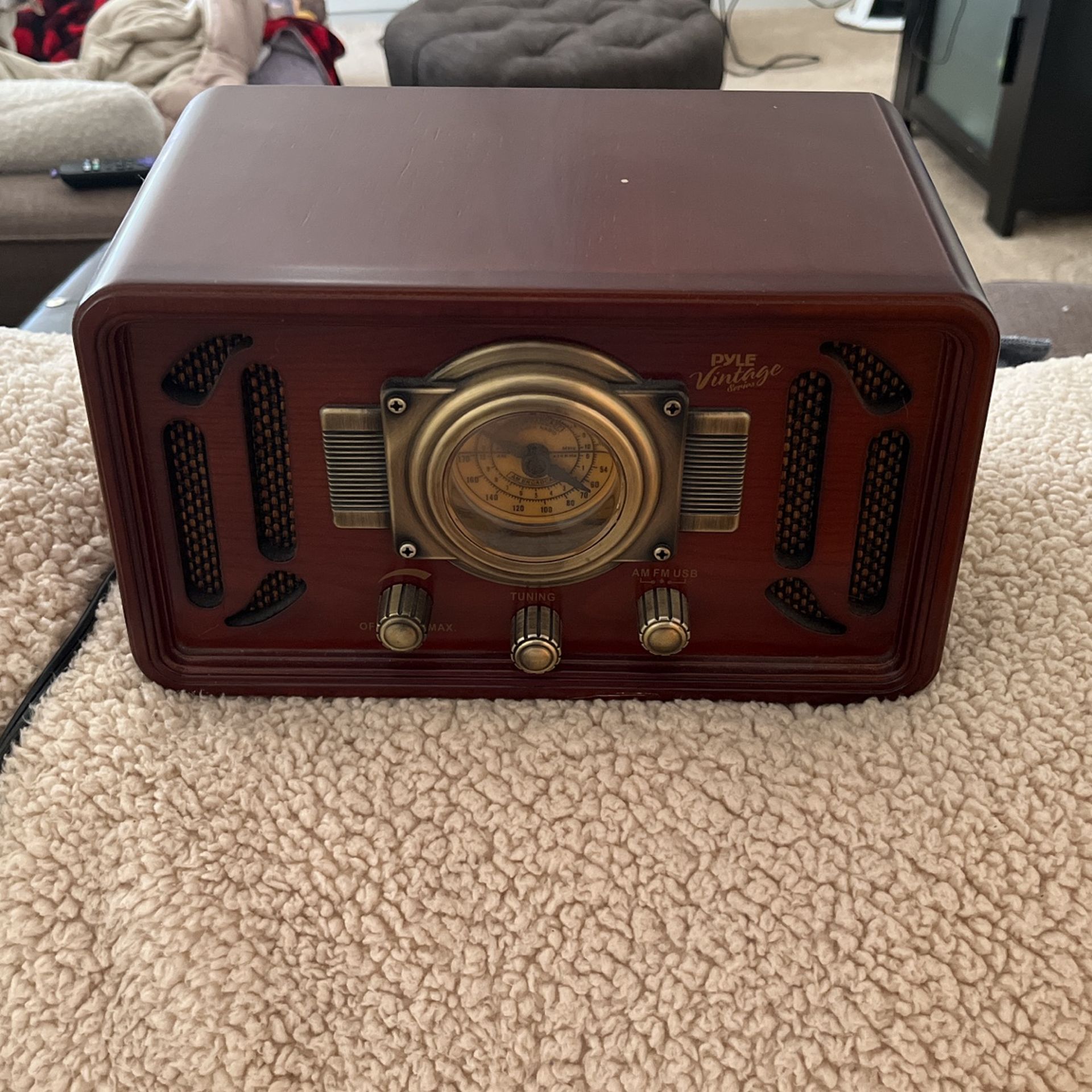Pyle Vintage Bluetooth Speaker