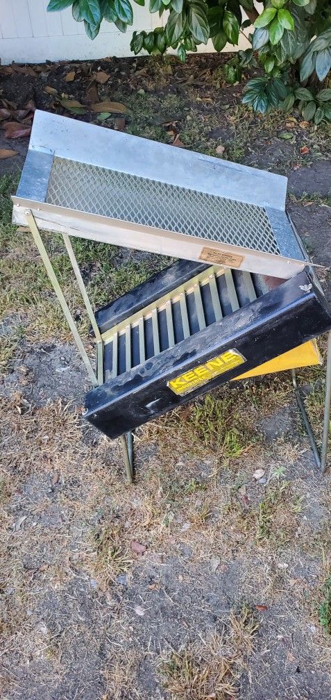 Keen Gold Dry Washer for Gold Prospecting 