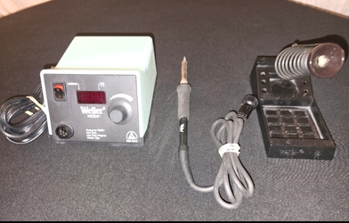 Weller WESD51 Digital Soldering Station w/ PES51 Iron & Stand – Professional 60W