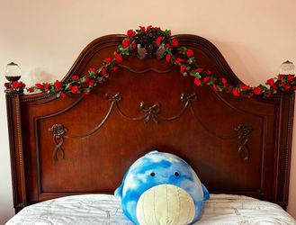 Disney Princess complete bedroom set in great condition